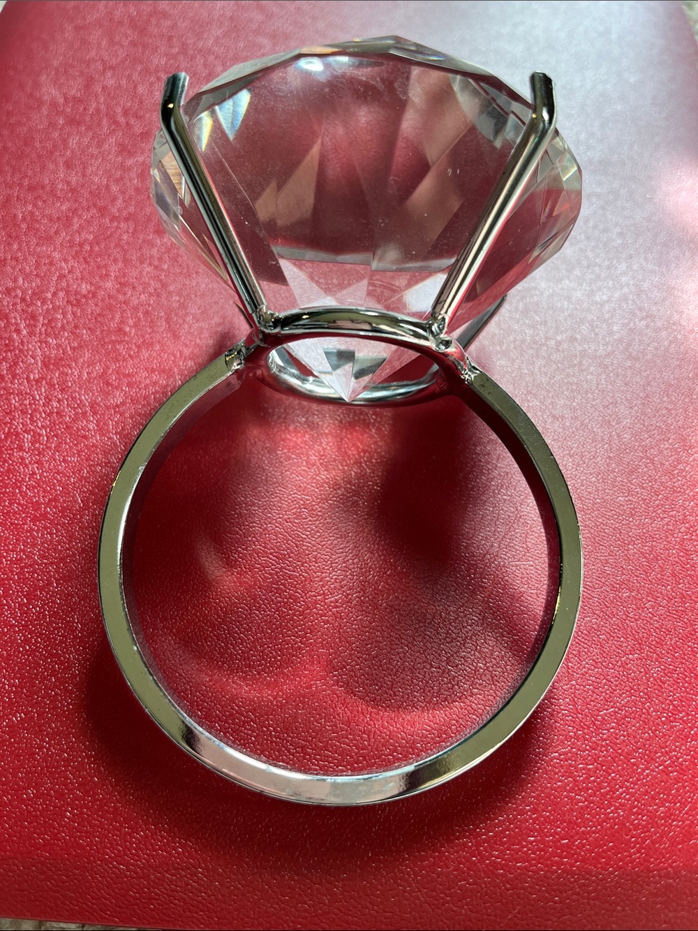 💍 Diamond ring decoration